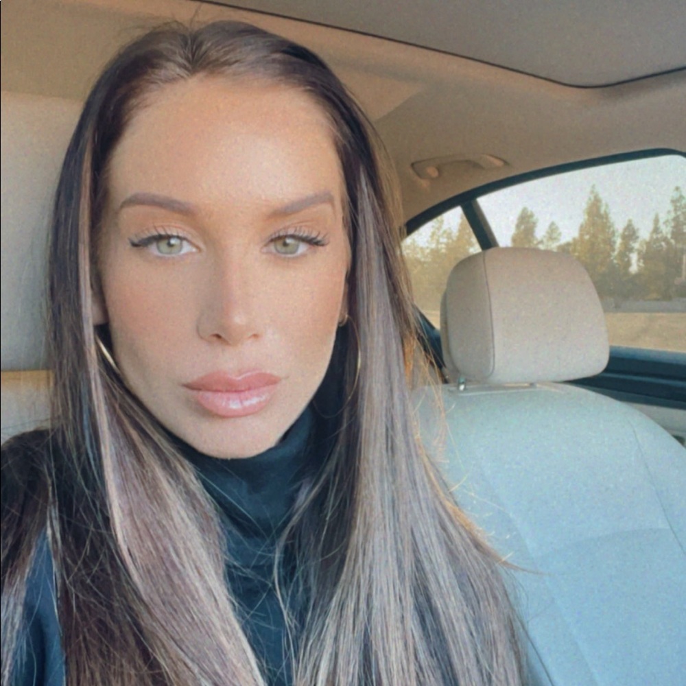 Meet your Posher, Jillian